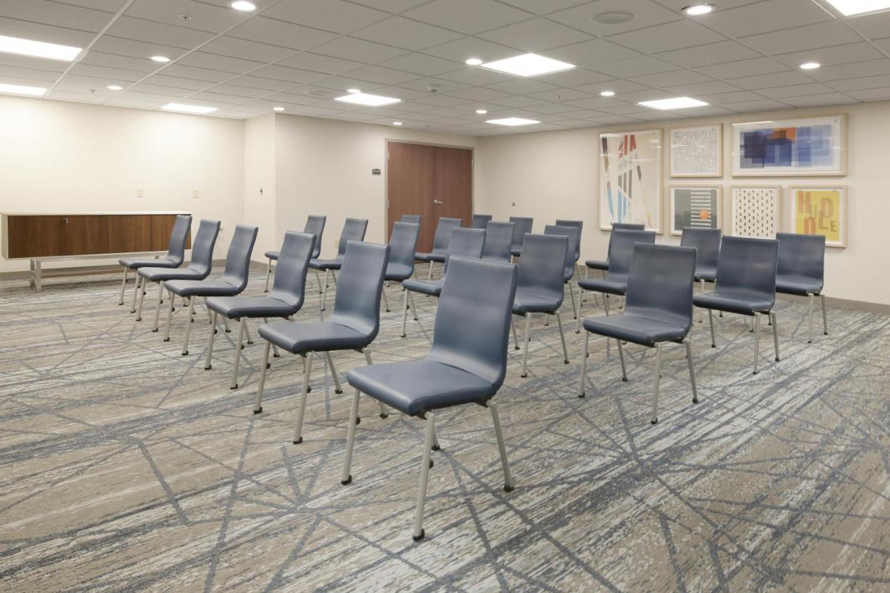 Holiday Inn Express & Suites - Williamstown - Glassboro By Ihg Экстерьер фото