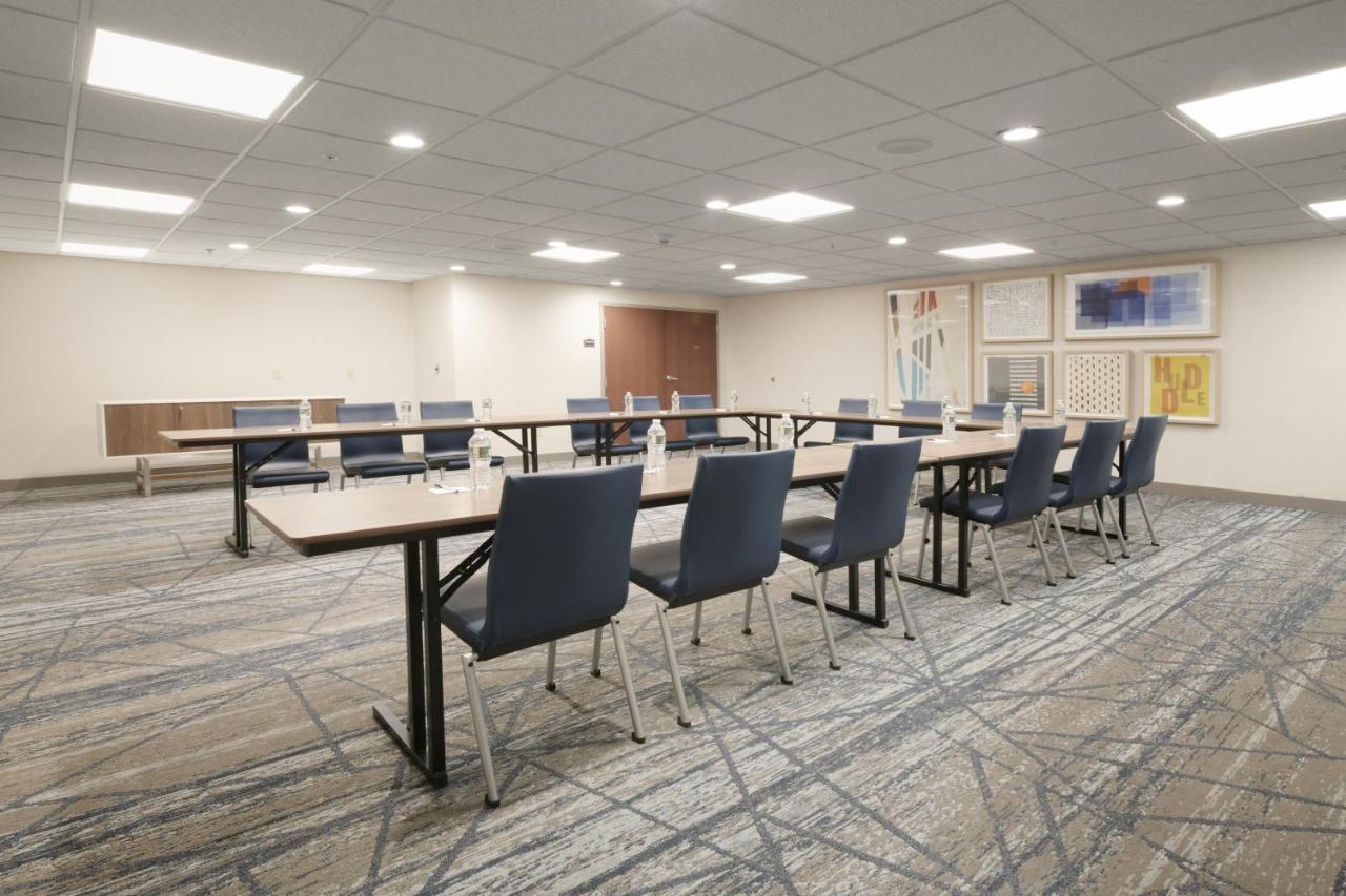 Holiday Inn Express & Suites - Williamstown - Glassboro By Ihg Экстерьер фото