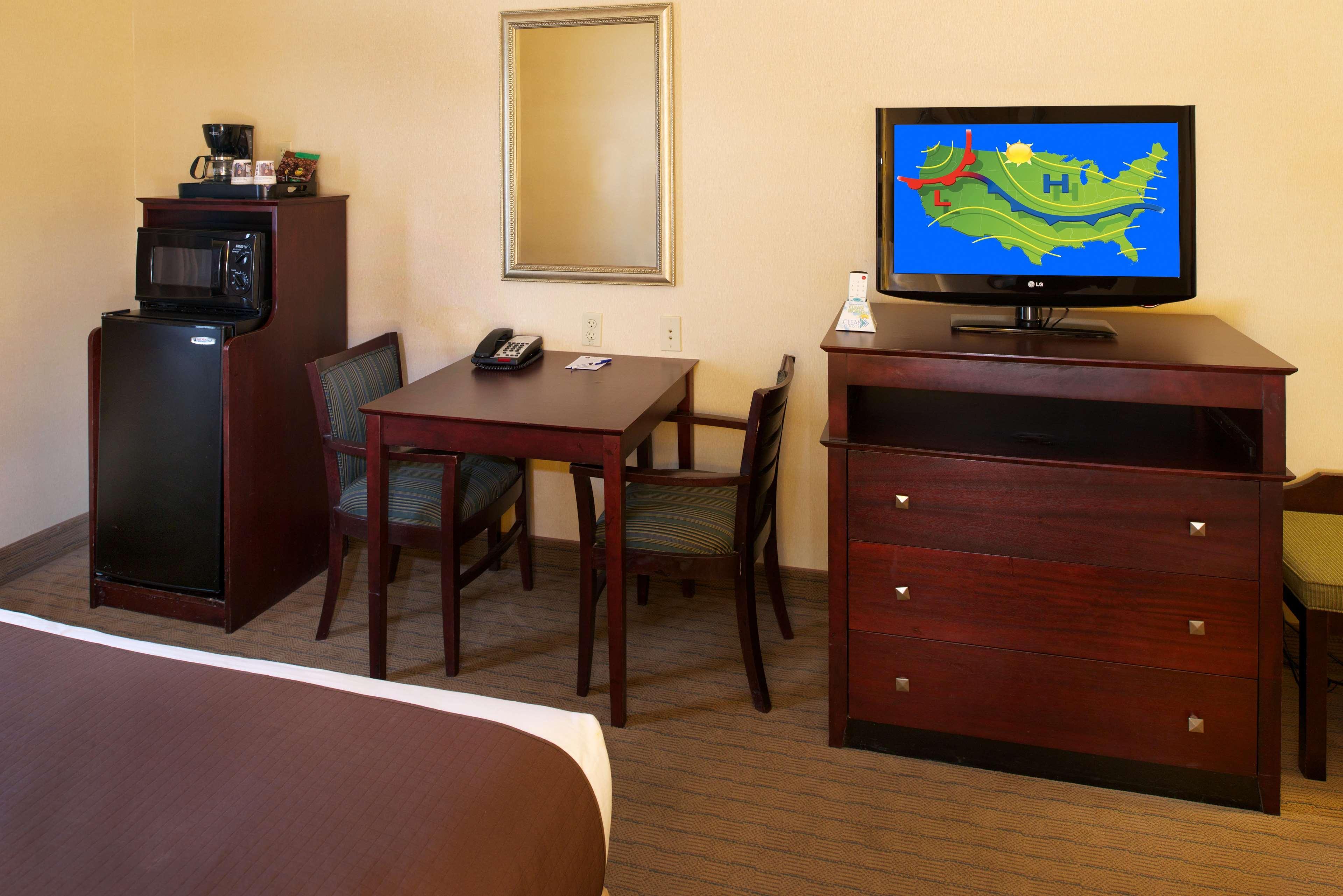 Holiday Inn Express & Suites - Williamstown - Glassboro By Ihg Экстерьер фото