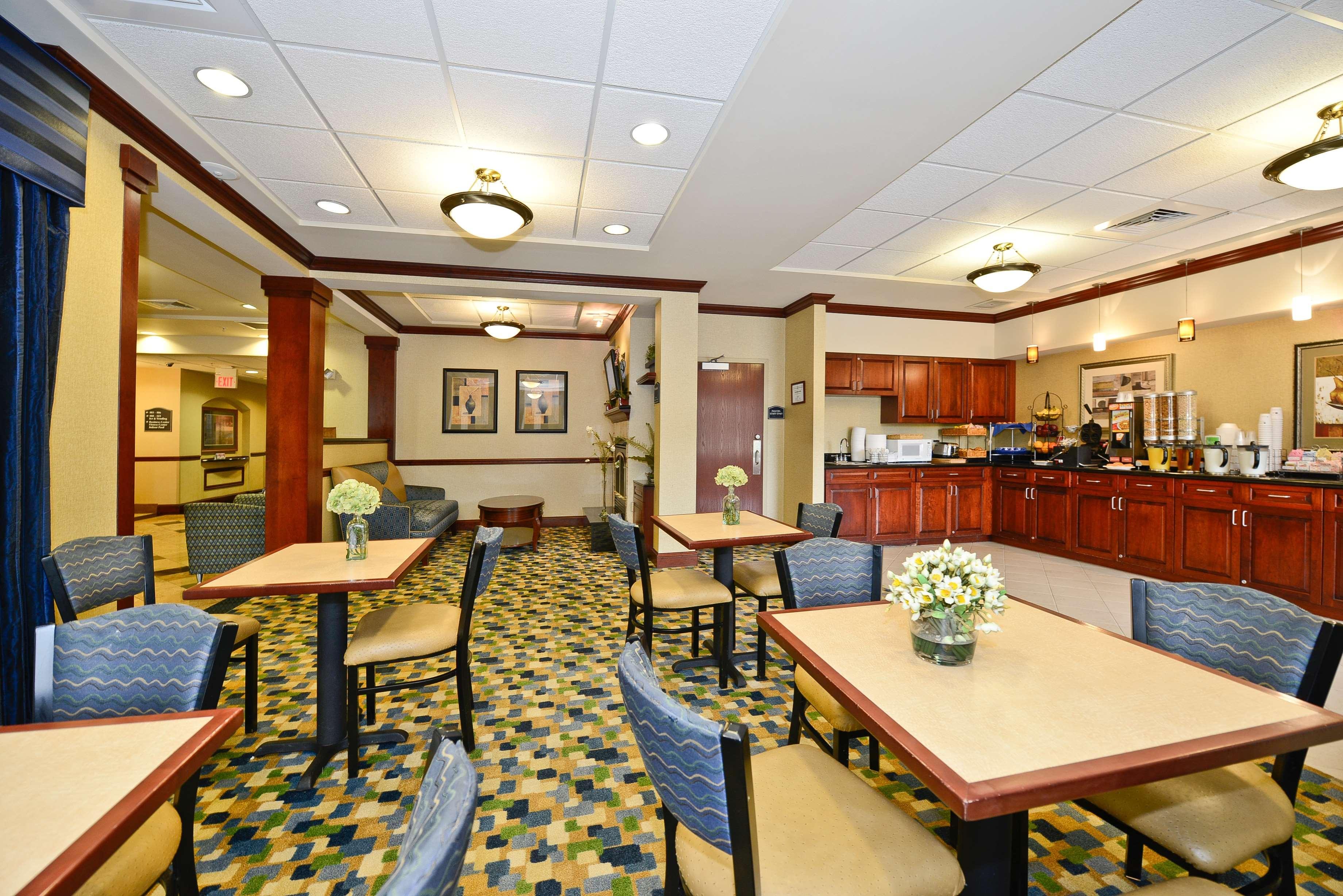 Holiday Inn Express & Suites - Williamstown - Glassboro By Ihg Экстерьер фото